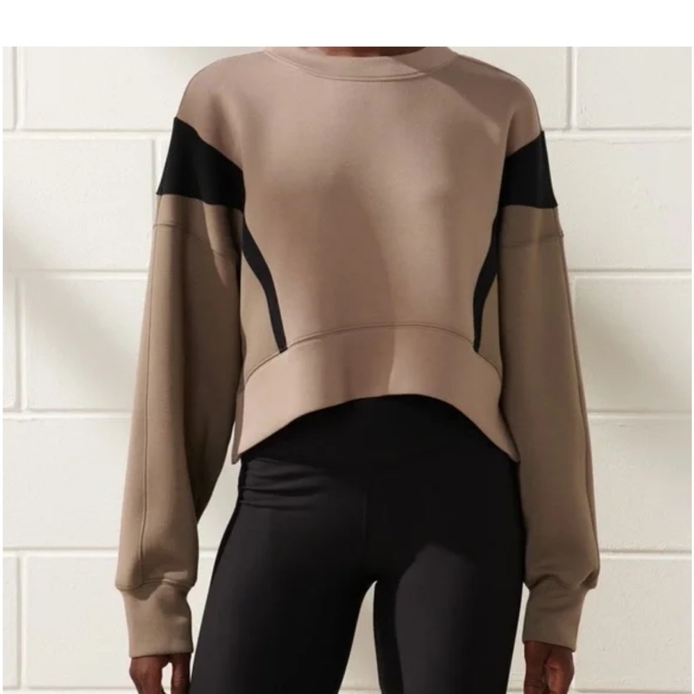 Abercrombie & Fitch YPB neoKNIT Mini Crew Sweatshirt